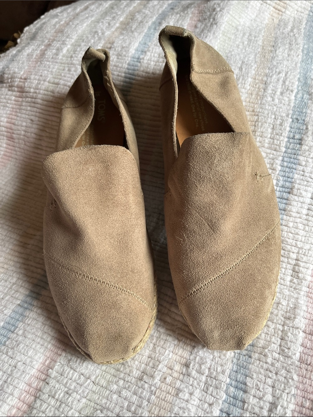 Tom’s women’s suede espadrilles size 9